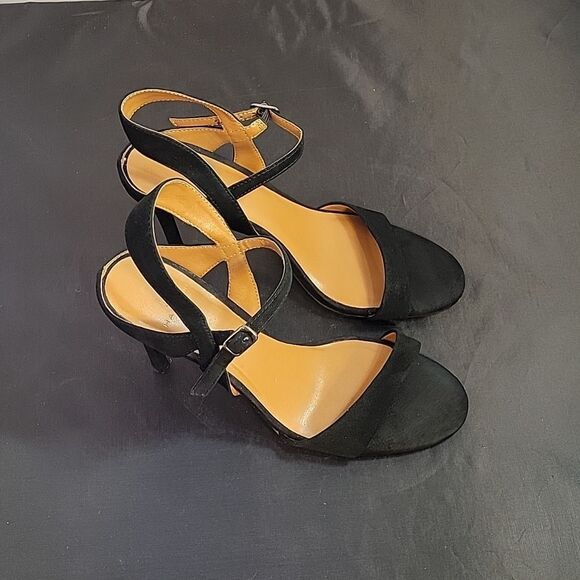 H by HALSTON SUEDE ADJUSTABLE 3-STRAPS ANKLE OPEN TOE  HEEL STILETTOS SANDAL - Picture 5 of 14